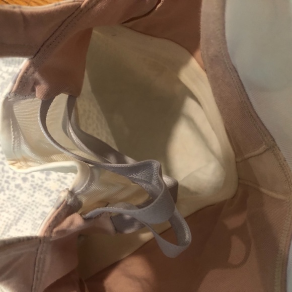 Lululemon Sports Bra/Tank Snakeskin Print Size 4 - Picture 6 of 7